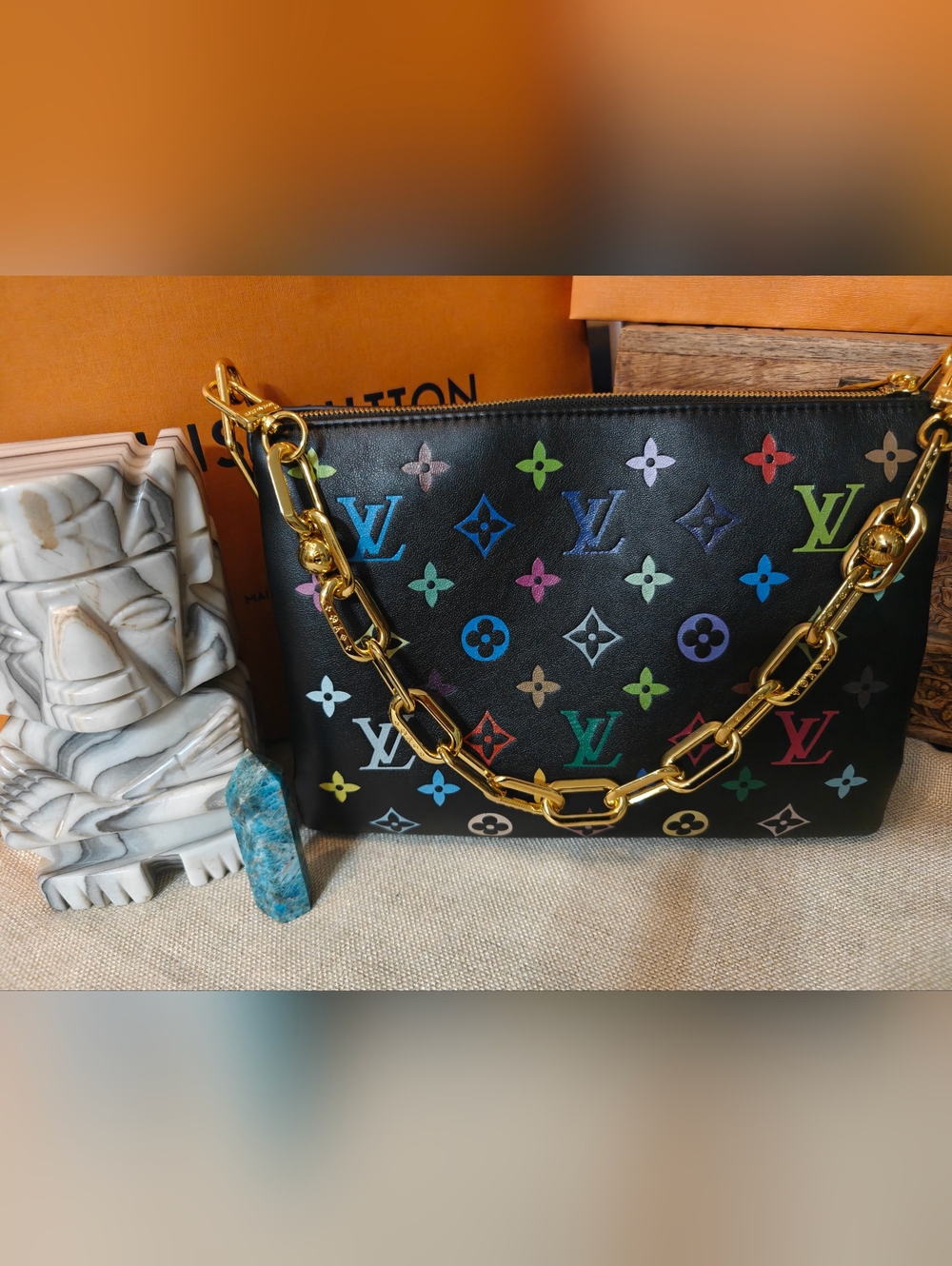 Beautiful  FASHION Bag. New.